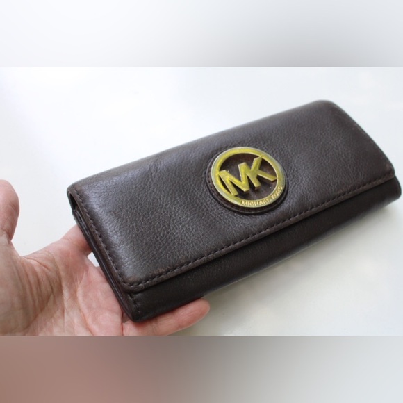 Michael Kors Fulton wallet - Picture 7 of 13